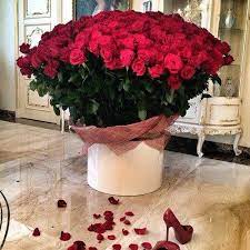 Why not order a beautiful bouquet of summer flowers to send to someone special? Huge Bouquet Of Red Roses Roses Bouquet Gift Flowers Wine Beautiful Flowers