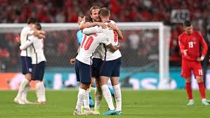 La antesala de la gran final de la eurocopa tiene en una de sus llaves a la selección de inglaterra amplia favorita sobre la sorpresa del certamen, dinamarca, que busca emular la euro de 1992 donde tras ser invitada especial levantó el trofeo de la uefa, la semifinal arrancará en punto de las 14:00 horas (hora centro) encuentro que podrás seguir a través de las señales de tudn. 64konvuh1bdjjm