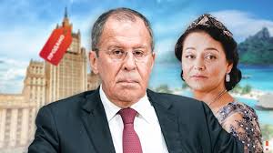 Семья подруги главы МИД РФ Лаврова пользуется самолетами, яхтами и отелями  олигарха Дерипаски - команда Навального - Центр журналистских расследований