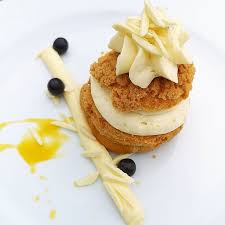 Chou Craquelin Chocolat Blanc Menubistronomique Chou Craquelin Gourmandcroquant Chocolat Chocolatblanc Chocolate De Desserts Food Mini Cheesecake