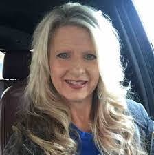 Tracy Overstreet's Instagram, Twitter & Facebook