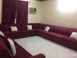 كنب عنابي نظيف جدا