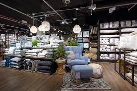 micasa home im migros city zurich im einkaufszentrum migros city an der zurcher lowenstrasse steht der erste micasa home der migros zur haus wohnen ladenbau