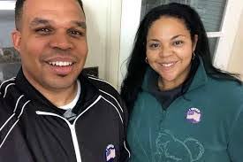 Deanna Stroud's Instagram, Twitter & Facebook