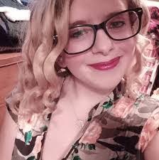 Renee Dombrowski's Instagram, Twitter & Facebook