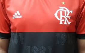 Então votei na de 2009. Nova Camisa Do Flamengo Homenageia Ano De Ouro De 1981 Veja Detalhes Flamengo Coluna Do Fla