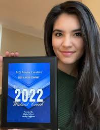 Marina Gee's Instagram, Twitter & Facebook