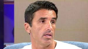 Hugo Sierra reaparece tras un año para mostrar su nueva imagen