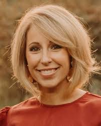 Nicole Grafton's Instagram, Twitter & Facebook