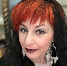 My coleus that was home to a mama bunny and her 7 bunnies has grown so much  in the past 2 months!! I take slips and bring them in before it freezes