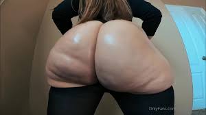 therealsabella - Whole Lot Of Ass, Pussy Dildo Riding [OF]