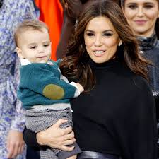 She has received two screen actors guild awards and was nominated for a golden globe award. Eva Longoria S Nightly Ritual Singing With Son Santiago Video