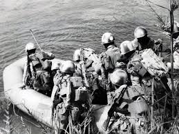 Image result for ‫ابطال معركة كبريت‬‎