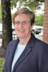 Brentwood commissioners, challengers prep for May election