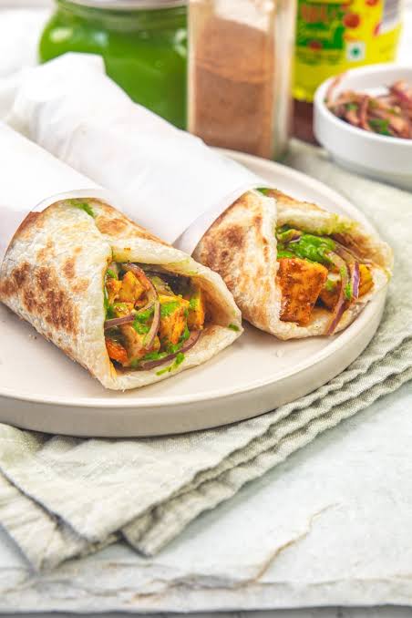 Chilli Paneer Kathi Roll