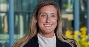 Jennifer Vachon's Instagram, Twitter & Facebook