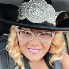 Freddie Burris's Instagram, Twitter & Facebook