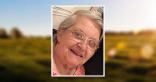 Lillian Shore's Instagram, Twitter & Facebook