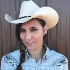 Hannah Maggard's Instagram, Twitter & Facebook