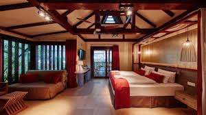 I would appreciate you could drop a quick line at tropicalisland@thbhotels.com just mentioning your name and i would be pleased to answer all your questions. Junior Suite Ein Traum Tropical Islands Resort Lodges Halbe Holidaycheck Brandenburg Deutschland