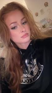 Elaina Harrell's Instagram, Twitter & Facebook