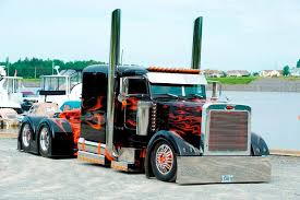 Another Peterbilt 379 Nice Paint Job Trucks Big Trucks Big Rig Trucks