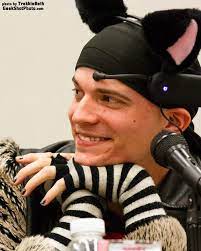Bunny Bennett Photo By Trekkiebeth Of Geekshot Photography Steam Powered Giraffe Giraffe Rocker