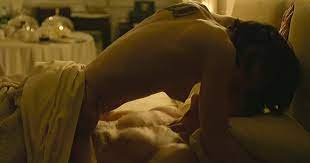 ドラゴンのタトゥーの少女のルーニー・マラのヌードセックス | xHamster