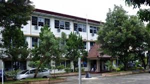 Pertama kali anak menjejakkan kaki ke sekolah rendah adalah ketika berumur 7 tahun. Pxhefd2azgsj5m