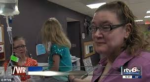 Katelyn Newell: Girl awaiting heart transplant surprised with Justin Bieber  tickets from another patient and fan