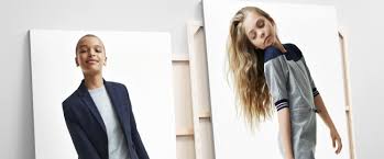 Questa guida ti aiuterà a prendere la decisione giusta e indossare il tuo nuovo splendido parka nel minor tempo possibile. Abbigliamento Comodo E Alla Moda Da Bambino Hugo Boss