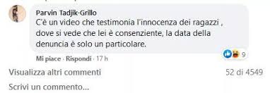In una foto dell'agosto 2017 si leggeva un commento pesante: Ypgmg Enlkeypm