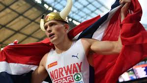 The laughter didn't last for long as he won gold medal in 2017 u23 european championship and. Leichtathletik Weltmeister Warholm Gewinnt Gold Uber 400 M Hurden Ran
