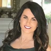 Hayley Courtney's Instagram, Twitter & Facebook