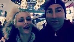 Für alle die gefragt haben, welches Lied wir gestern in der Sendung  gesungen haben❤️, "I see Christmas" , auf unserem neuen Weihnachtsalbum : ,  https://www.amazon.de/gp/aw/d/B01N3PT2R5/ref=mp_s_a_1_15...