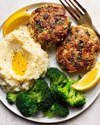 Then add spinach, cooking until spinach is wilted. Dale Gray Thedaleyplate On Instagram Sun Dried Tomato Kale Chicken Patties Mashed Potatoe Chicken Patties Chicken Patty Recipes Steamed Broccoli