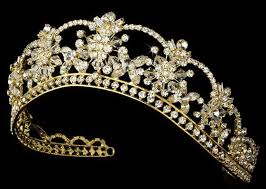 Coronita cu flori, pentru domnisoare de onoare/mireasa, din flori artificiale. Coronite De Mireasa Din Aur Mireasa Perfecta Ro