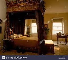Trova tantissime idee per grancasa camere da letto. Letto A Baldacchino In Camera Da Letto Lussuosa In Gran Casa Inglese Foto Stock Alamy