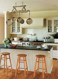 Small kitchen makeovers with top rated 2015 pictures, 3d design plans, online layouts and pictures of all styles of kitchens. 7 Tips For Finding Your Small Kitchen Style Quarto Knows Blog