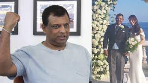 New arrivals everyday and free international shipping available. Tony Fernandes On Life As Airasia Boss And How He Proposed To Wife At Parisian Restaurant With A Bit Of Style Se Asia News Top Stories The Straits Times