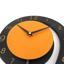 Sie ist gleichzeitig ein wohnaccessoire, eine kunstobjekt oder ein designelement. Wanduhr Modern Design Eisen Pendeluhr Digital Lautlos