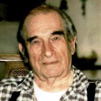 Raul Riojas's Instagram, Twitter & Facebook