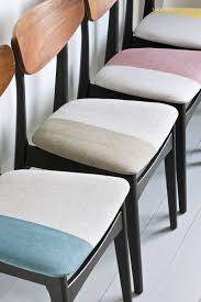 A Mid Century Chair Makeover Using Chalk Paint By Annie Sloan On Fabric Dining Chairs Diy Modern Dining Chairs Mid Century Modern Chair