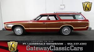 The 1960 fullsize fords abandoned the ostentatious ornamentation of the 1950s for a futuristic, sleek look. 268 Ftl 1977 Ford Ltd Country Squire Youtube