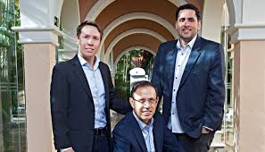 He was born in curitiba, paraná, brazil. Carlos Wizard Retorna Ao Ensino De Idiomas E Se Associa A Flavio Augusto Da Silva Na Wiseup Grupo Sforza Holding