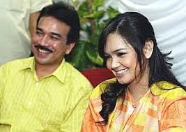 1,190,126 likes · 62,308 talking about this. Siti Nurhaliza To Marry Datuk K On Aug 21 The Star