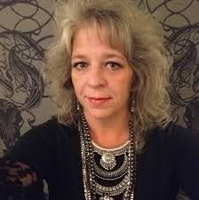 Jodi Curtis's Instagram, Twitter & Facebook