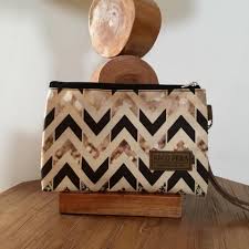* pera wood handle back is a unique counter and bar stool with a comfortable upholstered seat and backrest on a walnut finish base. Amo Pera Get A Matching Clutches With Your Tote Bag Facebook