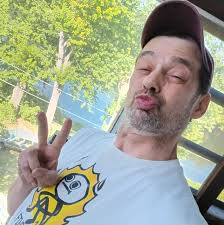 Comedian Wanda Sykes recently claimed that white Americans should be  "embarrassed" of Donald Trump and need to take action against him. This is  so passé.