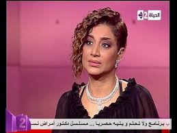 وجهت الإعلامية بسمة وهبة رسالة وباقة زهور إلى مرضى السرطان والذين يخضعون للعلاج منه ويعانون من الألم الجسدي والنفسي، ونشرت «بسمة» صورة لها وهي تحمل باقة زهور وكتبت عبر حسابها الرسمي على «انستجرام»: Ø¨Ø±Ù†Ø§Ù…Ø¬ ÙˆÙ„Ø§ ØªØ­Ù„Ù… Ø¨Ø³Ù…Ø© ÙˆÙ‡Ø¨Ù‡ Ø¨Ø¹Ø¯ ØªØ¹Ø§ÙÙŠÙ‡Ø§ Ù…Ù† Ù…Ø±Ø¶ Ø§Ù„Ø³Ø±Ø·Ø§Ù† Ø£Ù†Ø§ Ø¹Ø§ÙŠØ²Ø© Ø£Ø¯ÙØ¹ Ø¹Ù† Ø­Ù‚ Ø§Ù„Ù…Ø±Ø§Ø© ÙˆØ§Ù„Ù…Ø³ÙŠØ­ÙŠÙŠÙ† Youtube